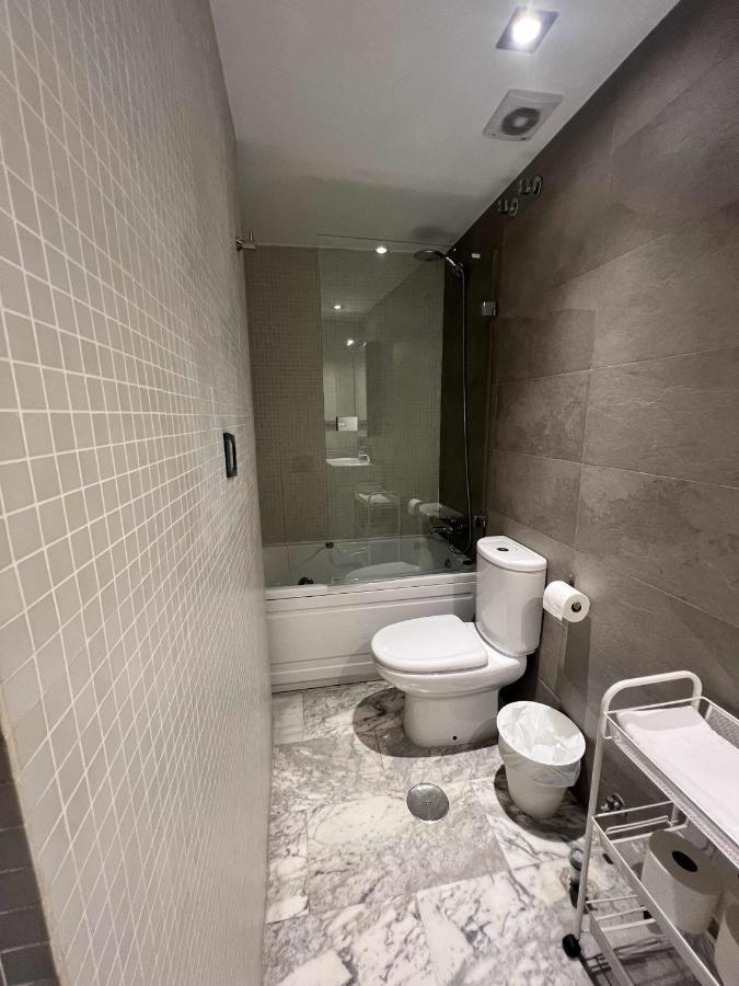 Atico San Bernardo Terraza Y Parking Incluido Apartment Seville Ngoại thất bức ảnh