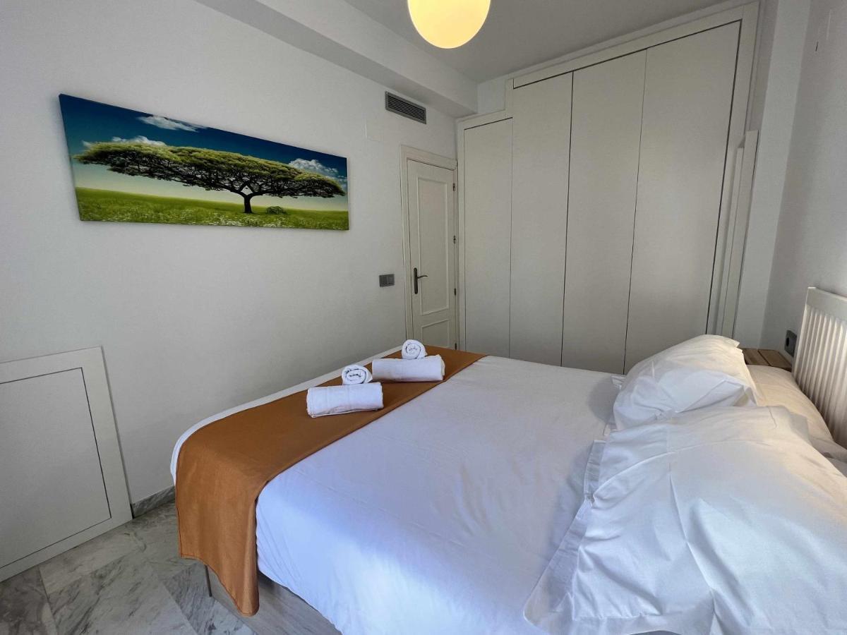 Atico San Bernardo Terraza Y Parking Incluido Apartment Seville Ngoại thất bức ảnh